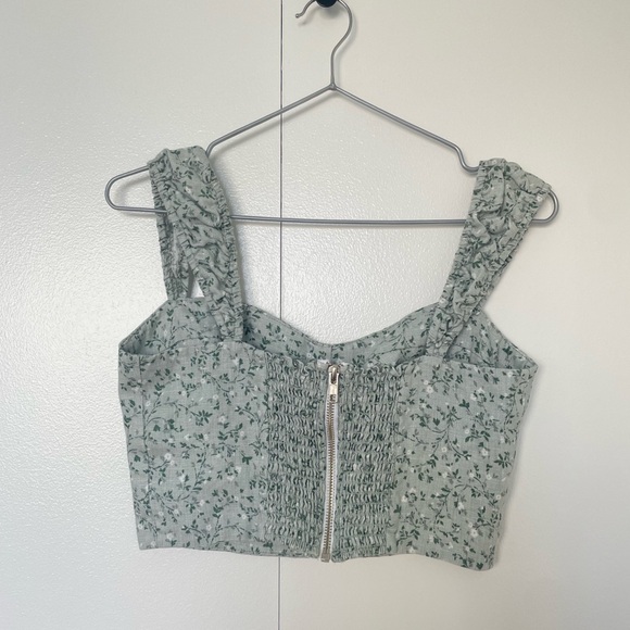 Reformation Clyde Linen top Agave size 6 - Picture 2 of 3